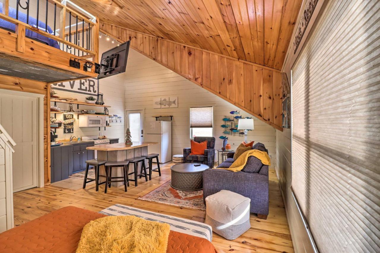 Pet-Friendly Studio With Loft And Mountain Views! Esterno foto