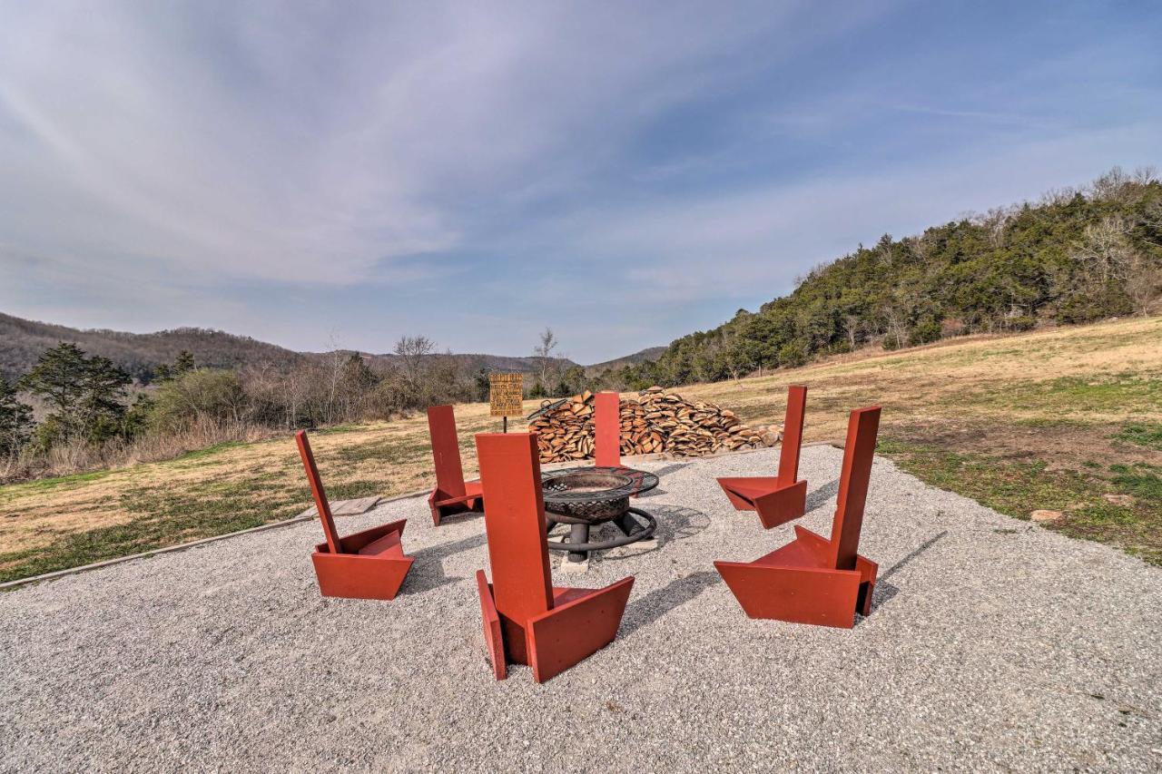 Pet-Friendly Studio With Loft And Mountain Views! Esterno foto