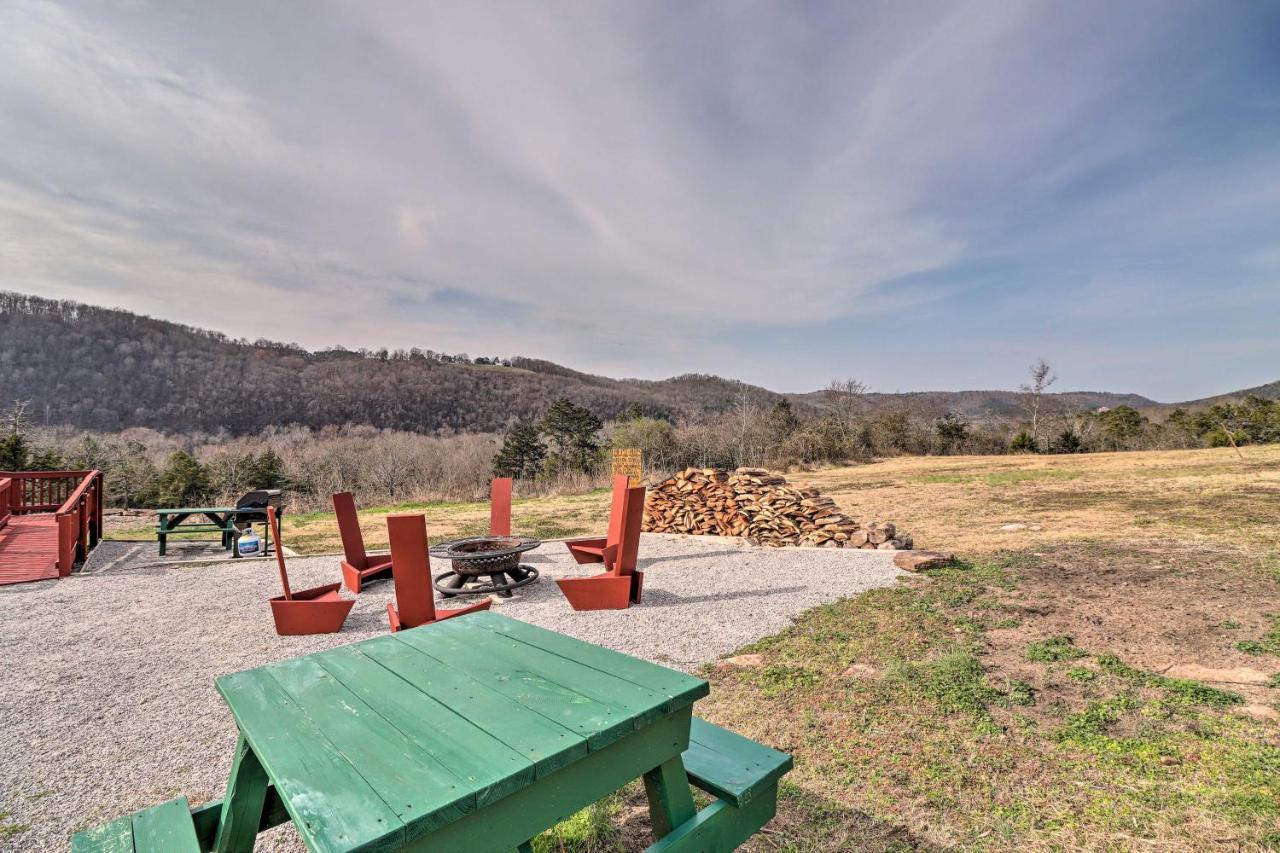 Pet-Friendly Studio With Loft And Mountain Views! Esterno foto