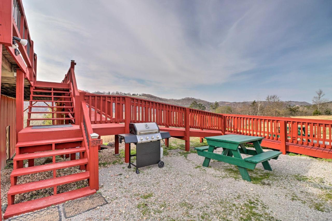 Pet-Friendly Studio With Loft And Mountain Views! Esterno foto
